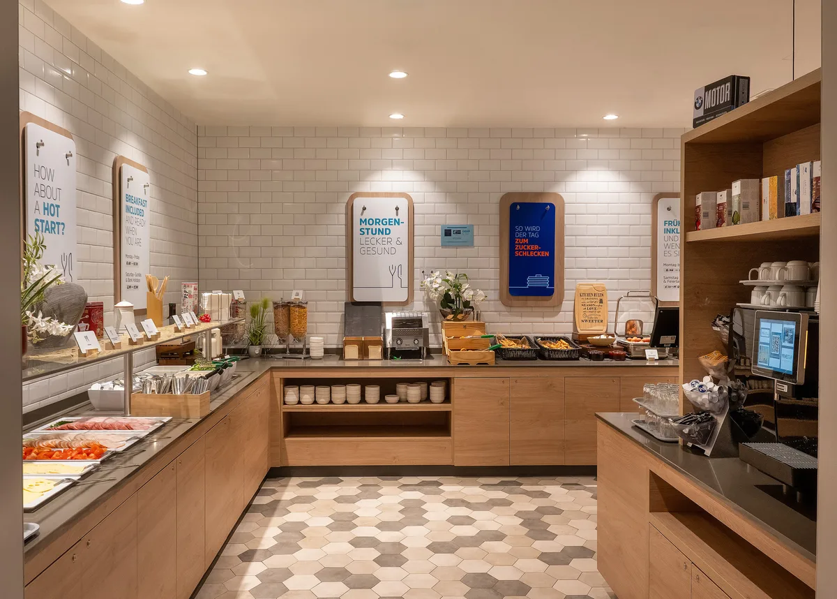 Holiday Inn Express Munich North by IHG — 2
