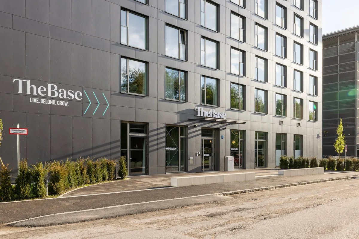 The Base Munich - Coliving | Möblierte Apartments | Hotel | Coworking | Gym