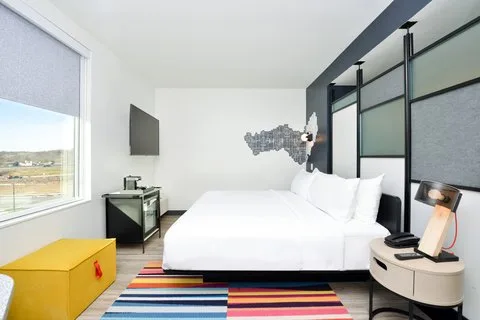 Aloft by Marriott North Kansas City — 2