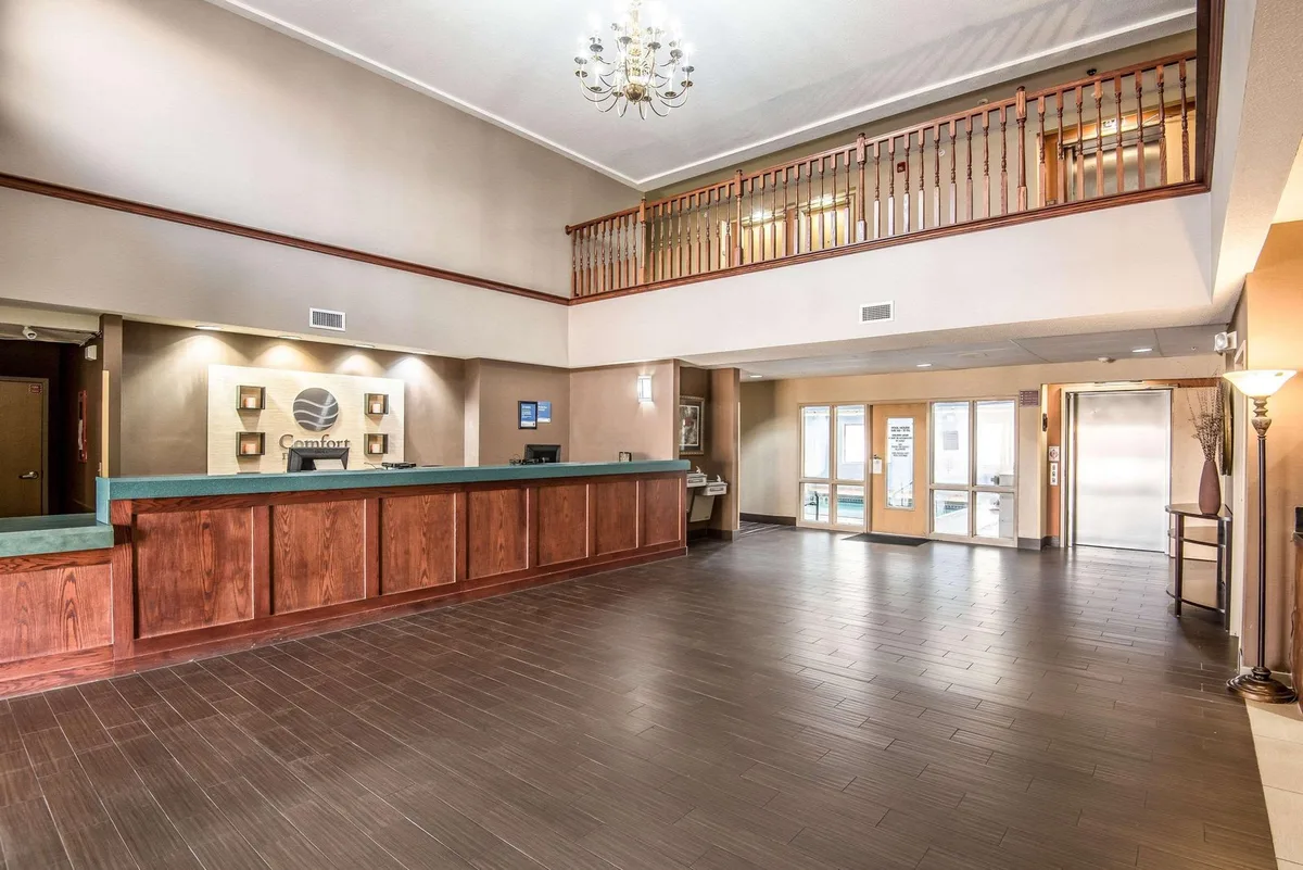 Comfort Inn & Suites Lees Summit - Kansas City — 3