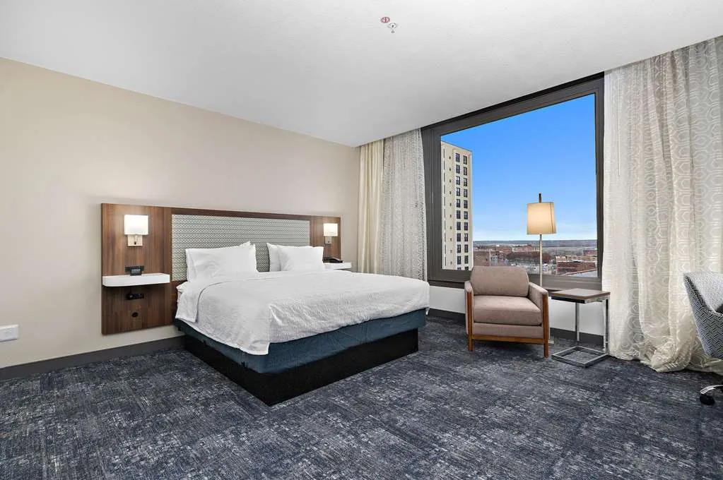 Hampton Inn Kansas City/Downtown Financial District — 3
