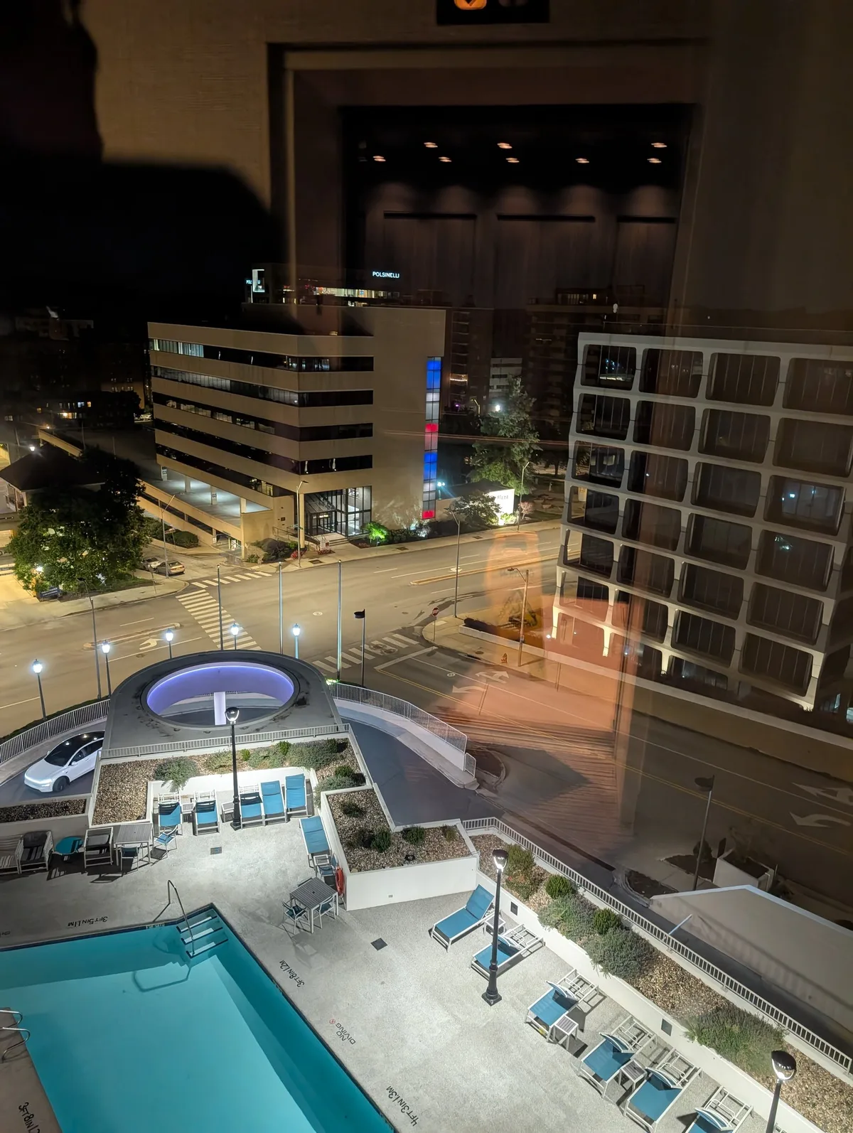 Hilton Kansas City Country Club Plaza — 2