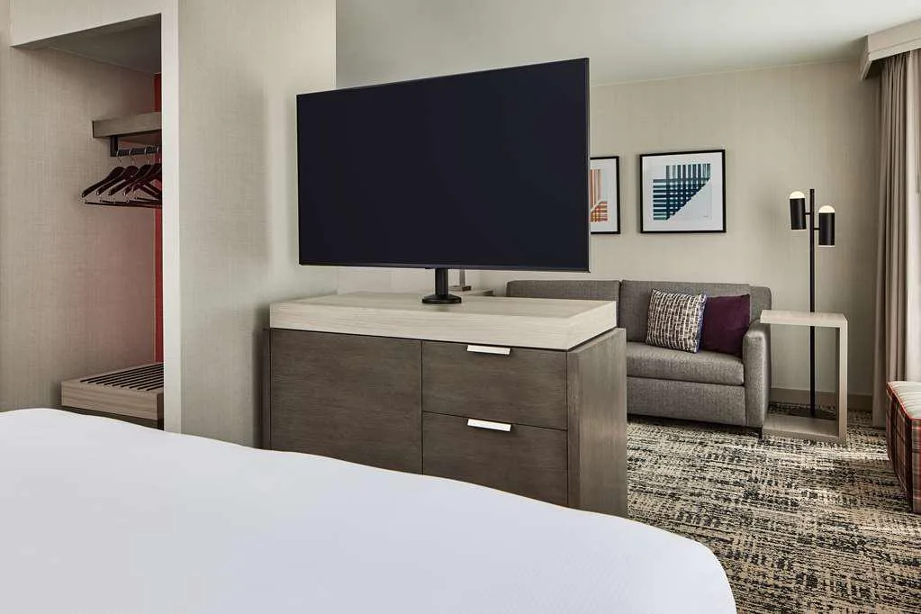 Hilton Kansas City Country Club Plaza — 3