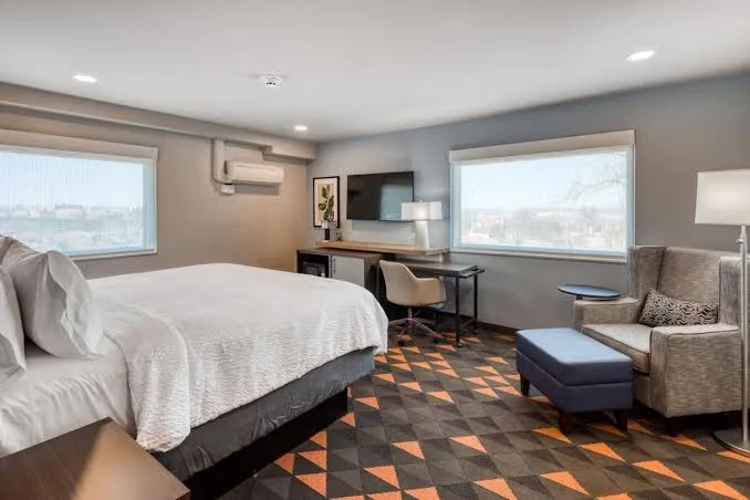 Holiday Inn Kansas City - Downtown, an IHG Hotel — 3