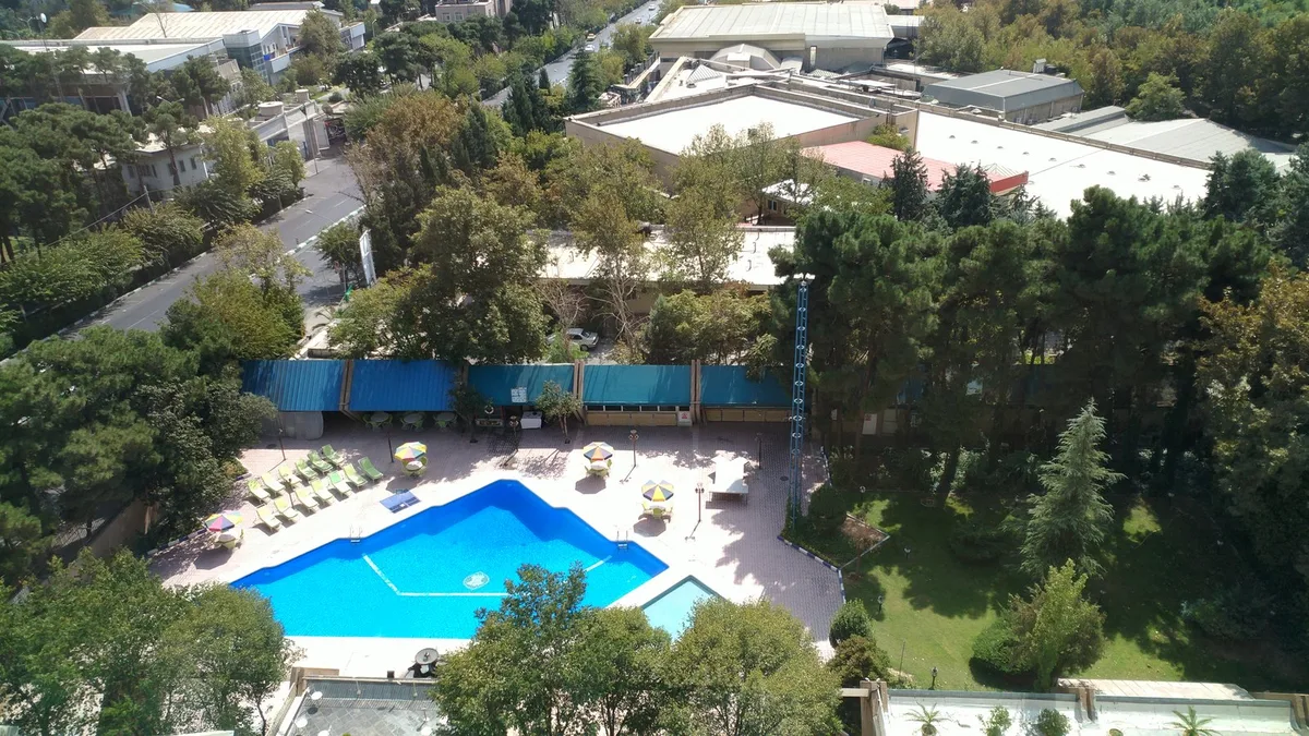 Laleh Hotel — 3