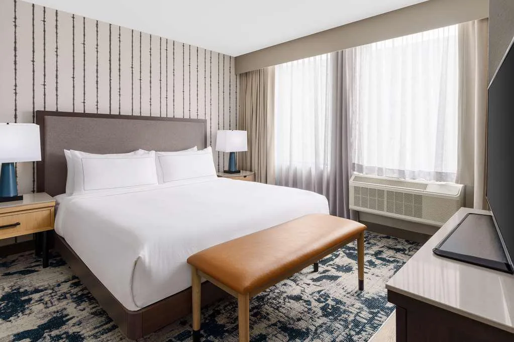 DoubleTree by Hilton Charlotte City Center — 3