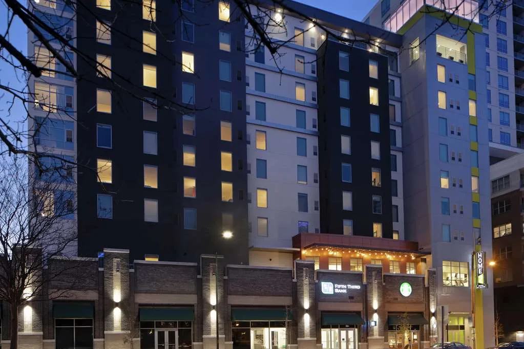 Home2 Suites by Hilton Charlotte Uptown — 2