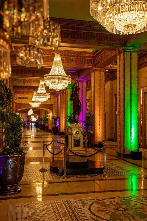 The Roosevelt Hotel New Orleans - Waldorf Astoria Hotels & Resorts — 2