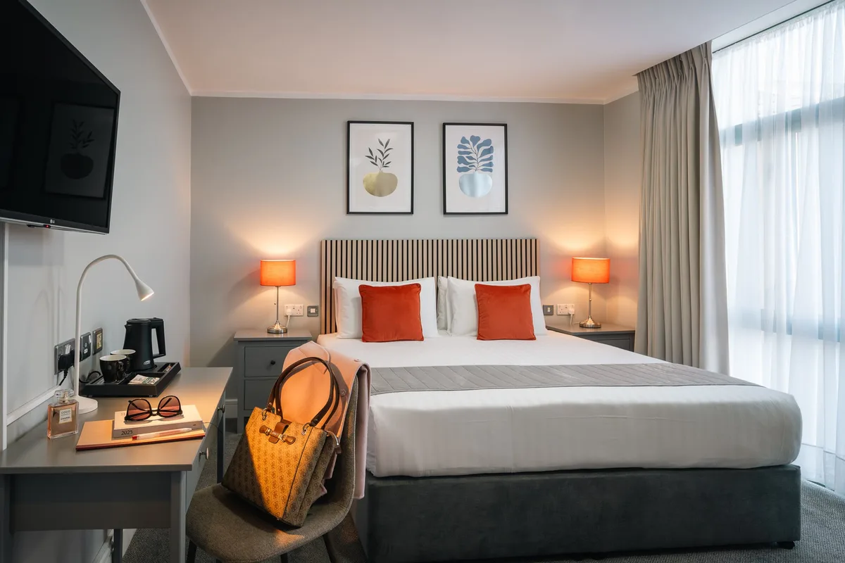 Beresford Hotel — 2