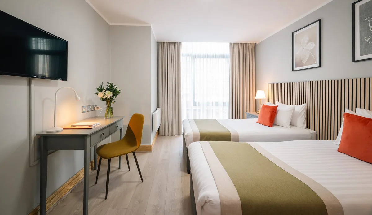 Beresford Hotel — 3