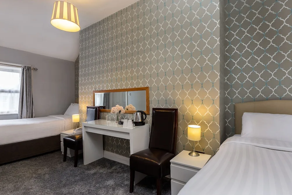 Clifden House Dublin by Nina — 3