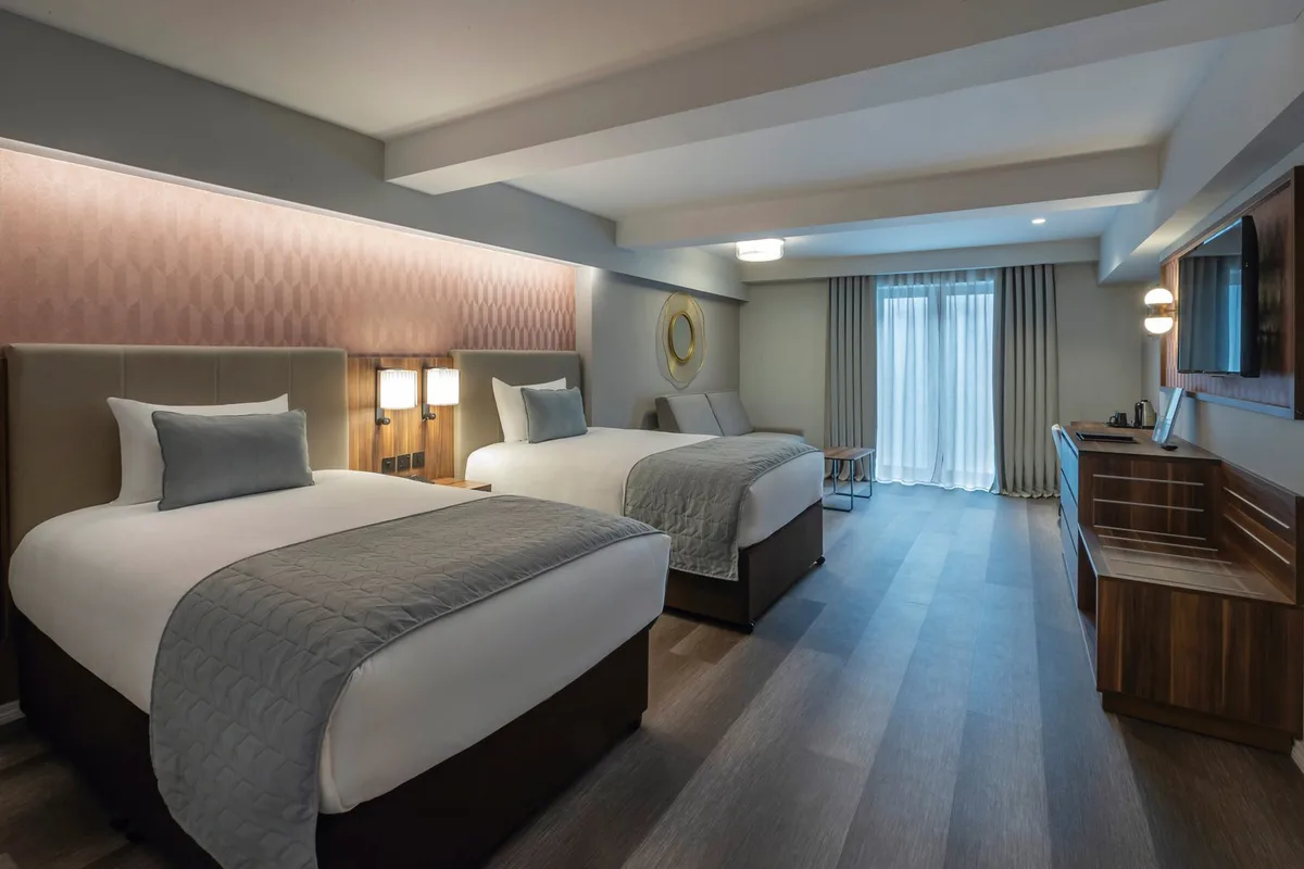Hotel Riu Plaza The Gresham Dublin — 3