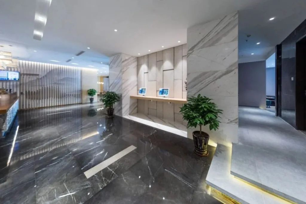 Hidden Hotel Dalian Friendship Square — 3