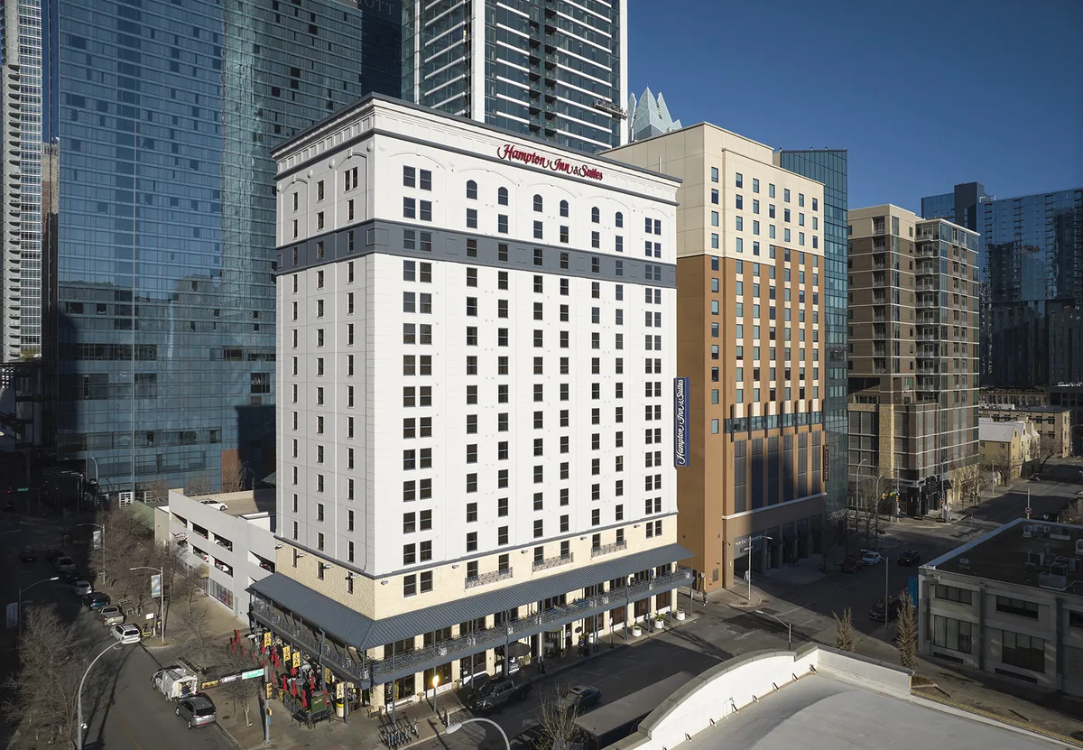 Hampton Inn & Suites Austin Downtown — 3