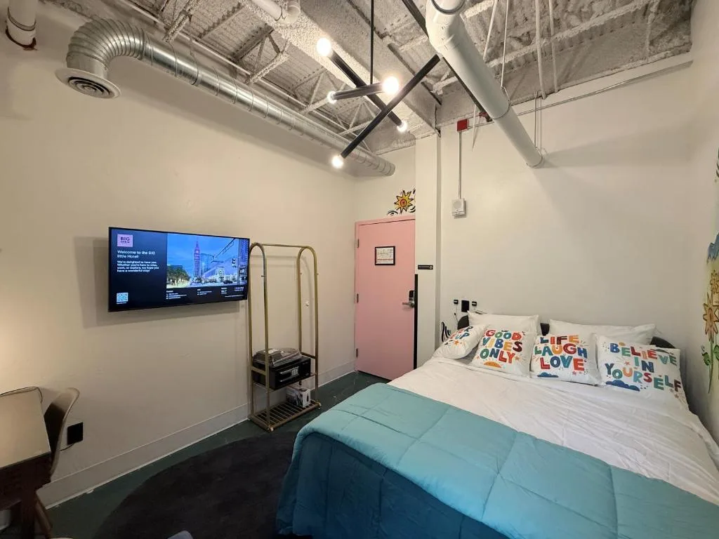 BIG little Hotel — 2