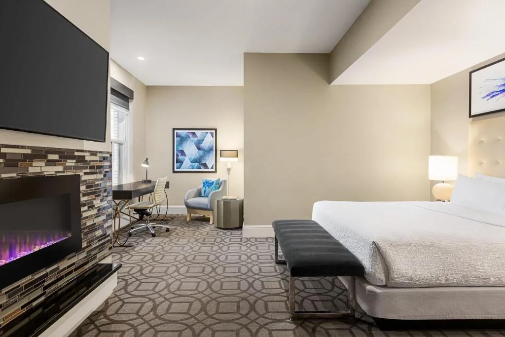 Magnolia Hotel Denver, a Tribute Portfolio Hotel — 3