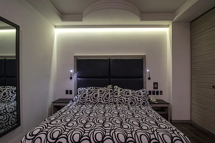 Hotel Boston Plaza — 2
