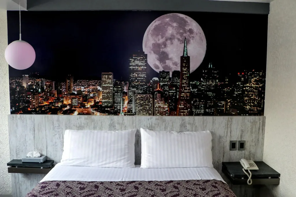 Hotel La Luna — 3