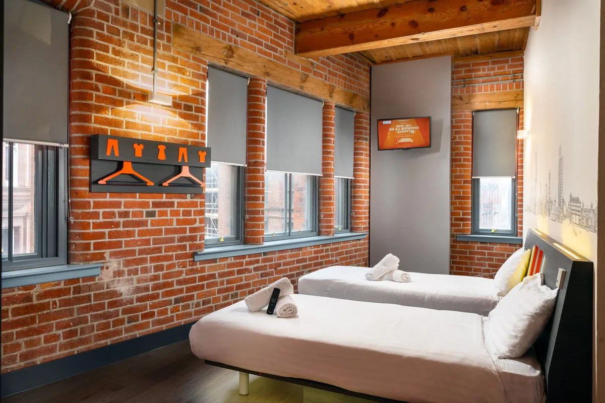 easyHotel Manchester City Centre — 2