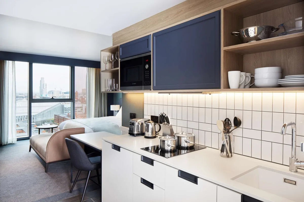 Hyatt House Manchester — 3