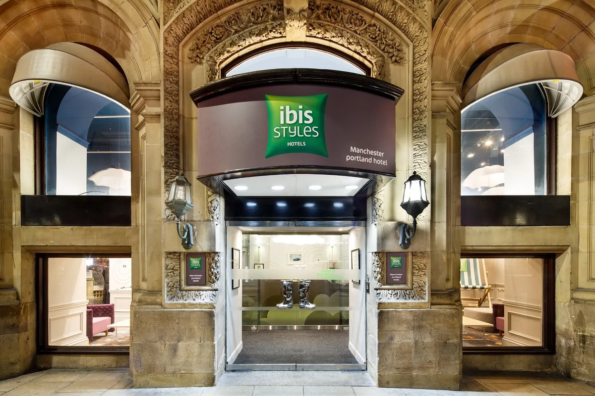 Manchester Piccadilly Hotel By Dancenter