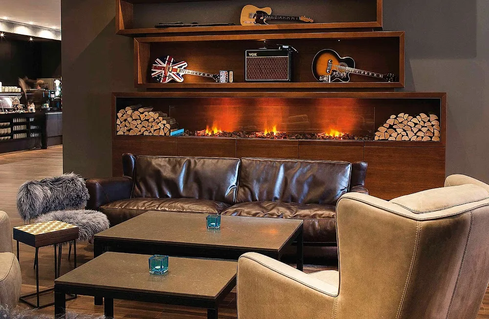 Motel One Manchester-Piccadilly — 2