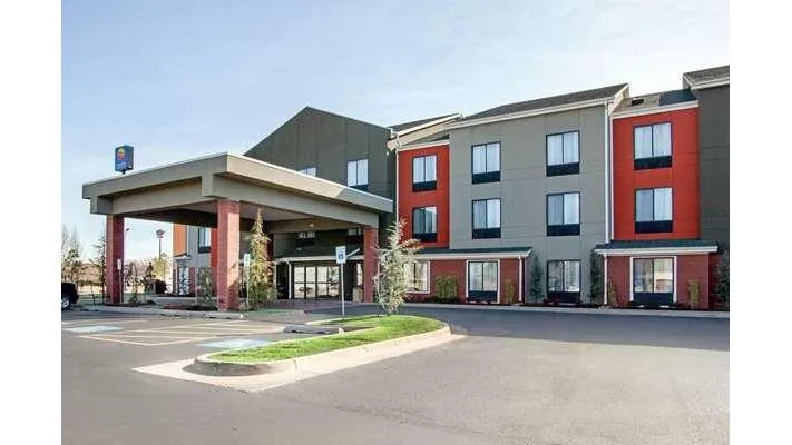 Comfort Inn & Suites Norman near University — 3