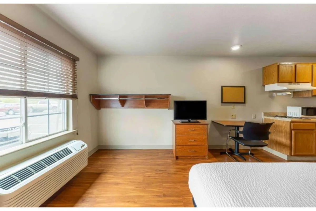 Studio 6 Extended Stay Oklahoma City Norman OK
