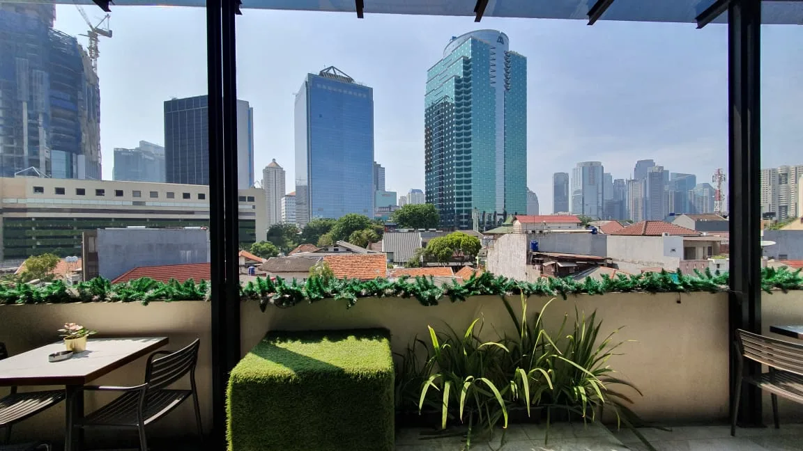 Eightin Hotel Sudirman Jakarta — 3