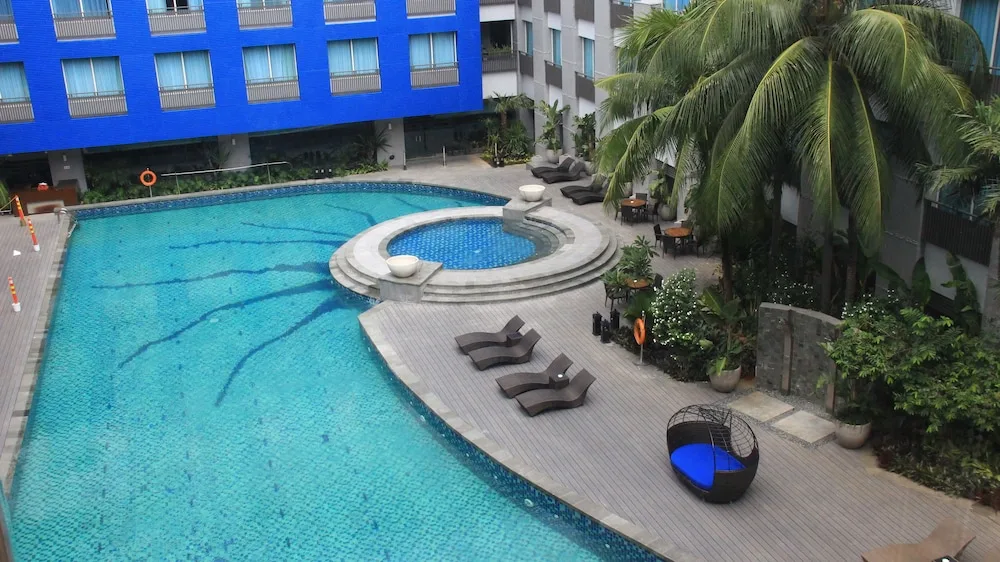 Novotel Jakarta Mangga Dua Square — 2