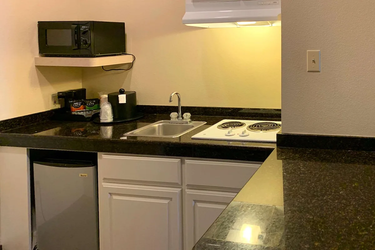 Comfort Suites Texas Ave. — 2