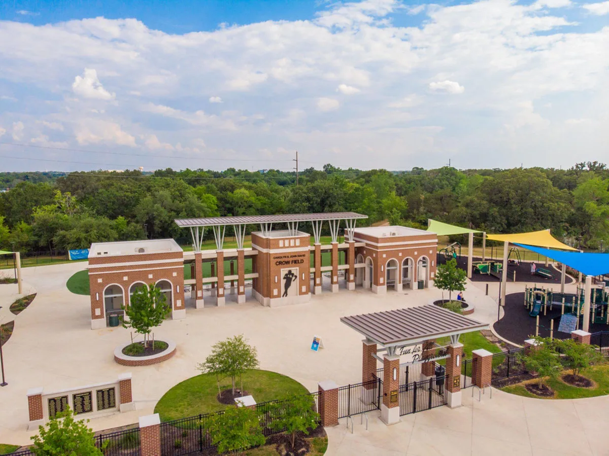 Holiday Inn & Suites College Station-Aggieland by IHG — 2