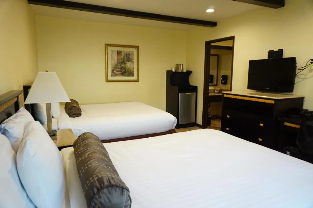 Tuscan Garden Inn — 2