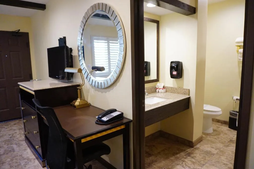 Tuscan Garden Inn — 3