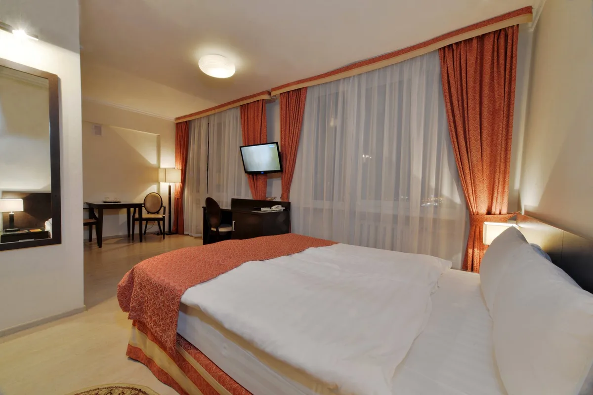 Hotel "Universitetskaya"