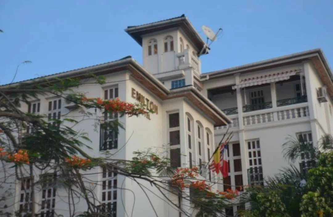 Emilton Hotel
