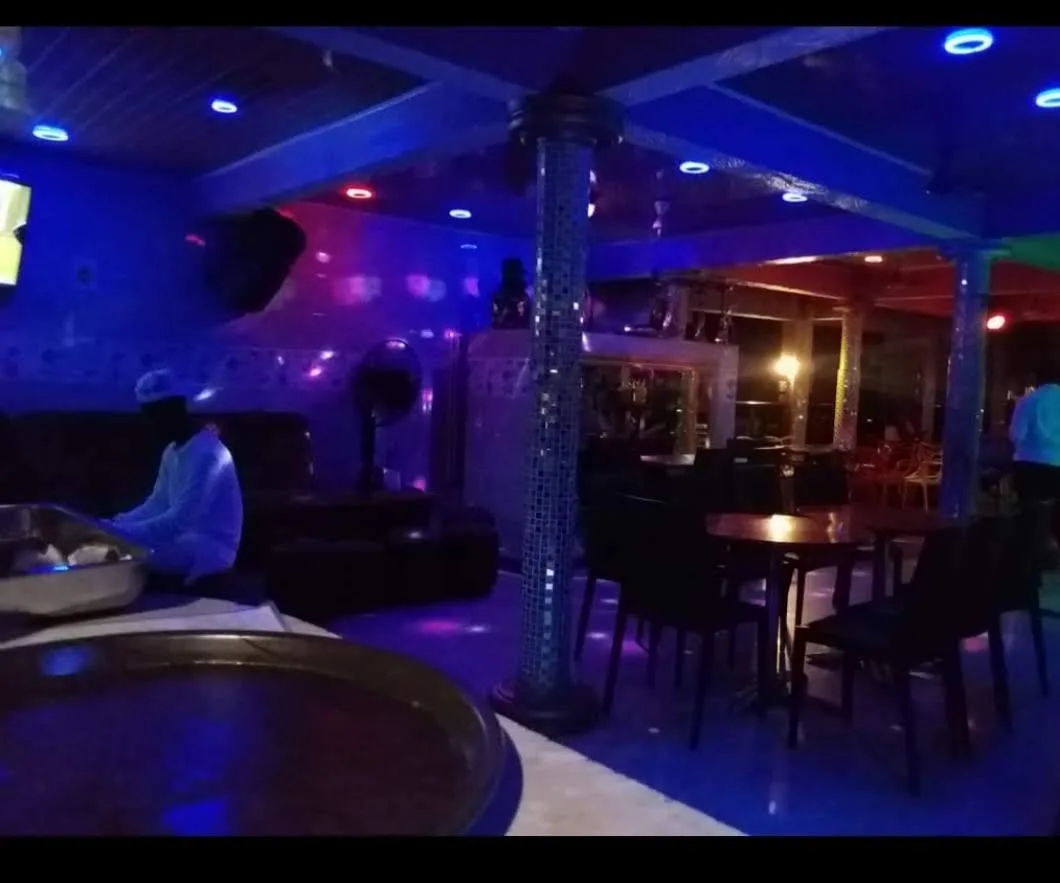 Star Bar — 3