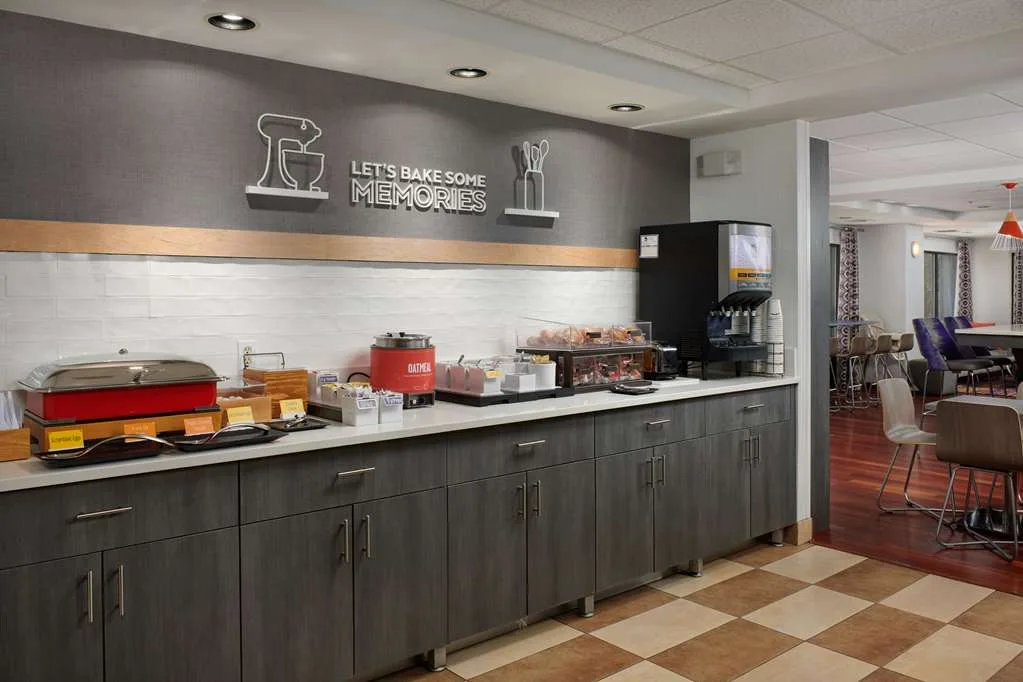 Hampton Inn Clemson-University Area — 2