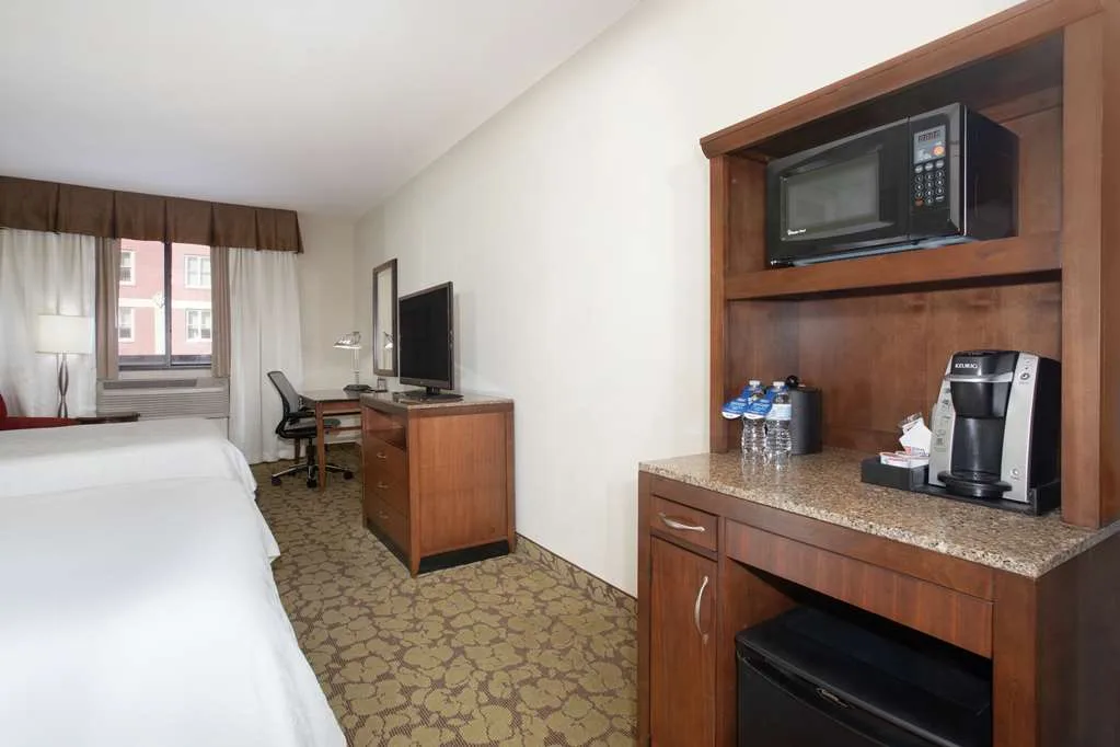 Hilton Garden Inn Lincoln Downtown/Haymarket — 3