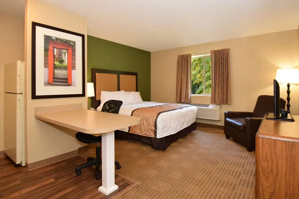Extended Stay America Select Suites- Detroit - Ann Arbor - University South — 3