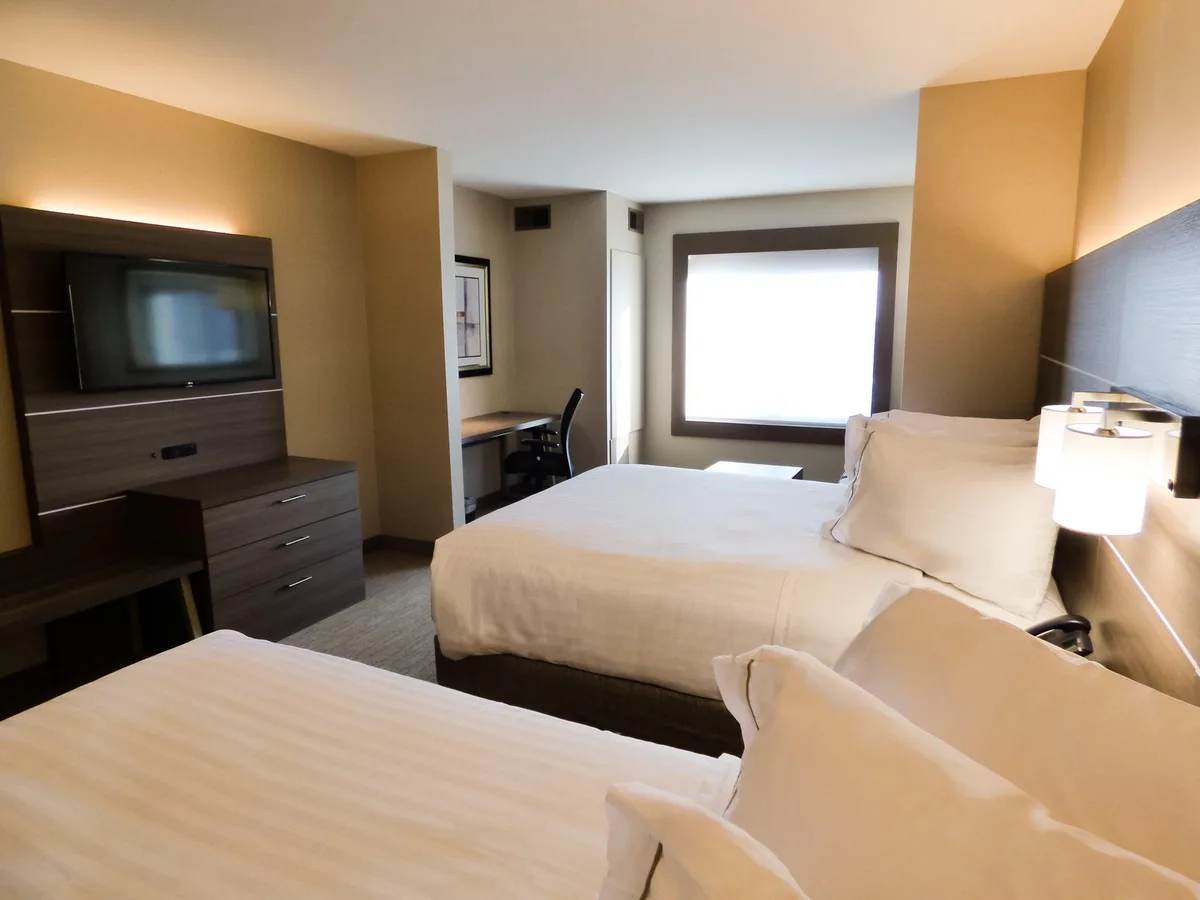 Holiday Inn Express & Suites Plymouth - Ann Arbor Area by IHG