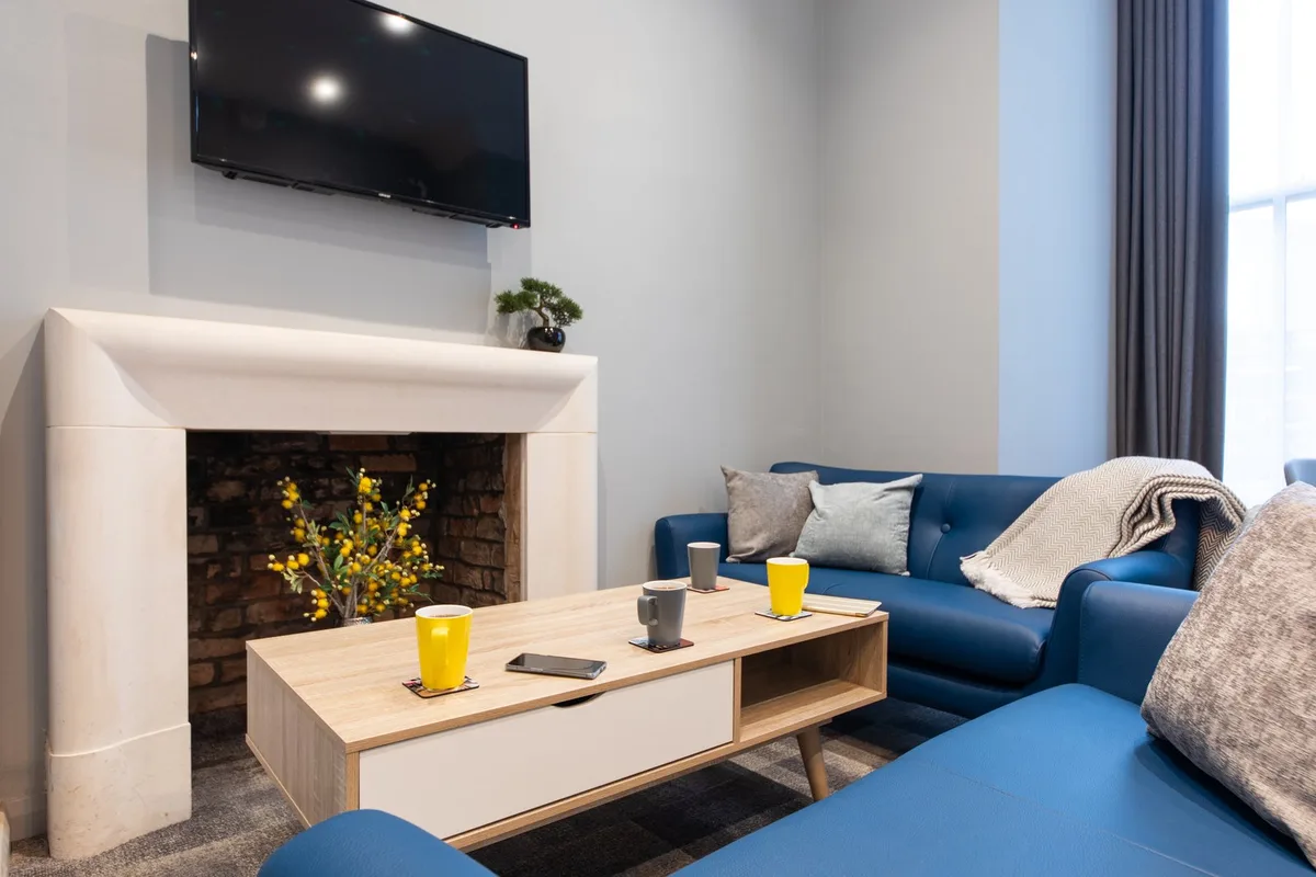 The Spires Serviced Apartments Cardiff — 2