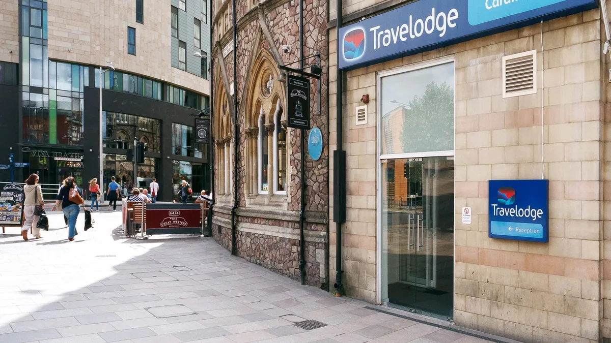 Travelodge Cardiff Central — 2