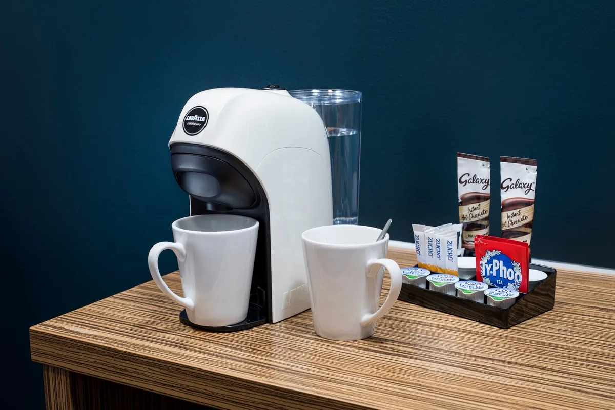 Travelodge Cardiff Central — 3