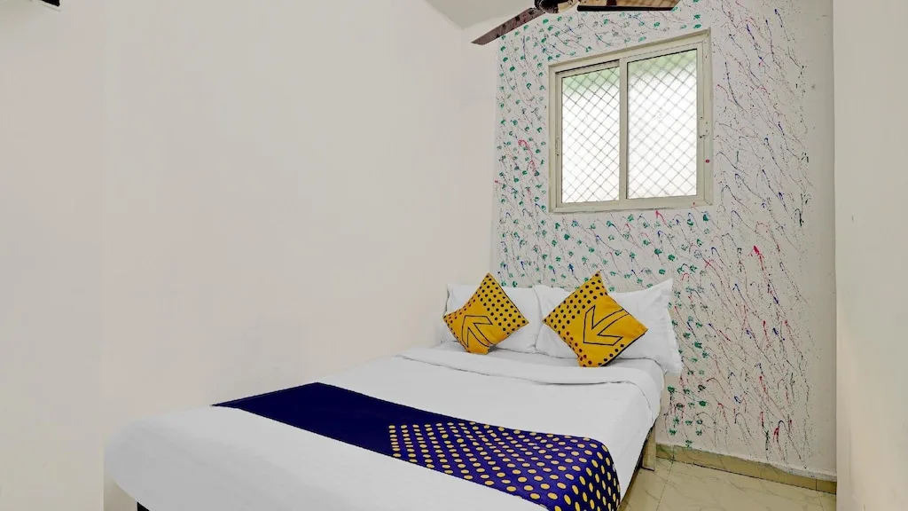 Hotel Sarovar in