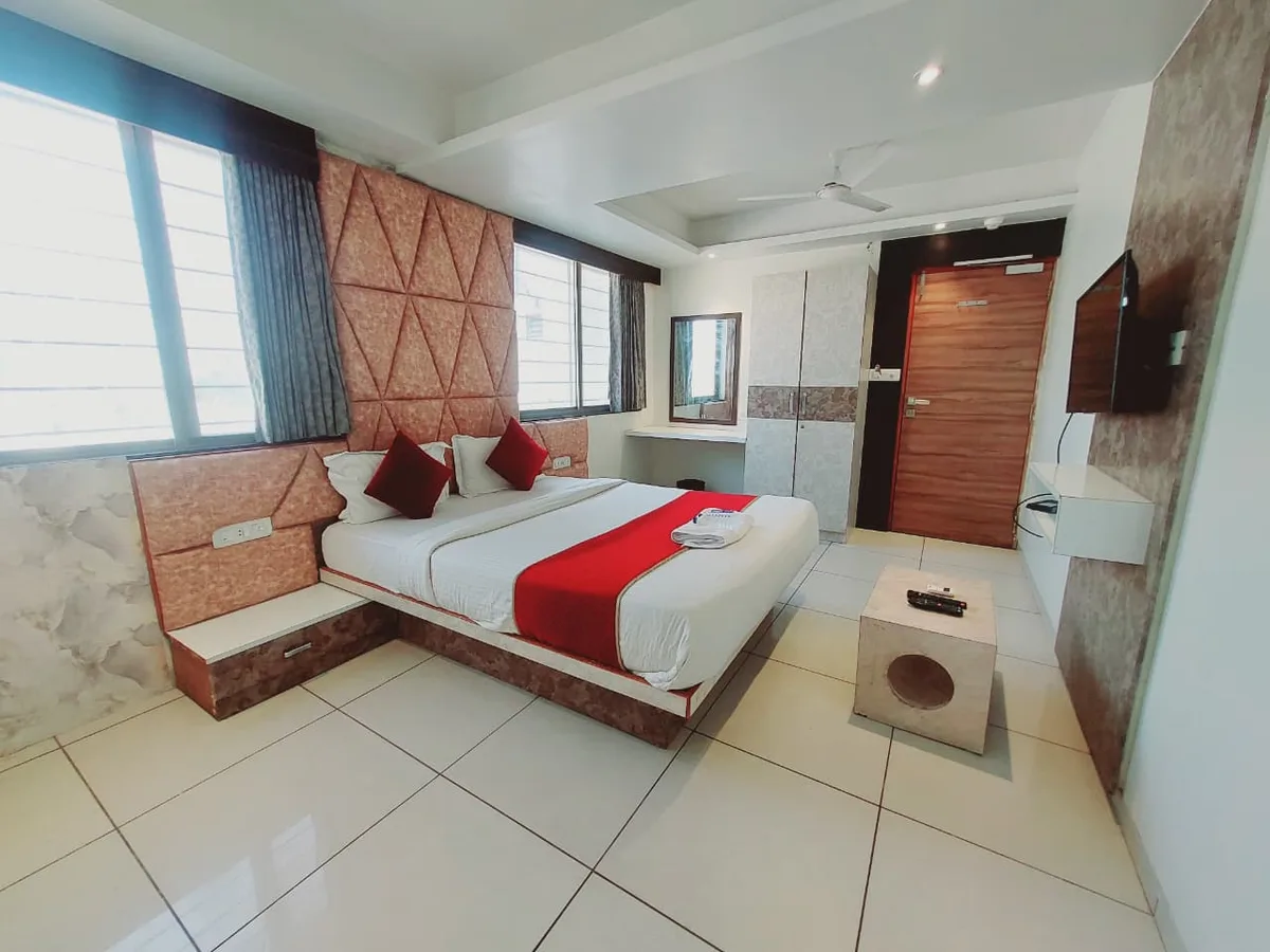 Hotel Sigma Inn- Motera Ahmedabad — 2