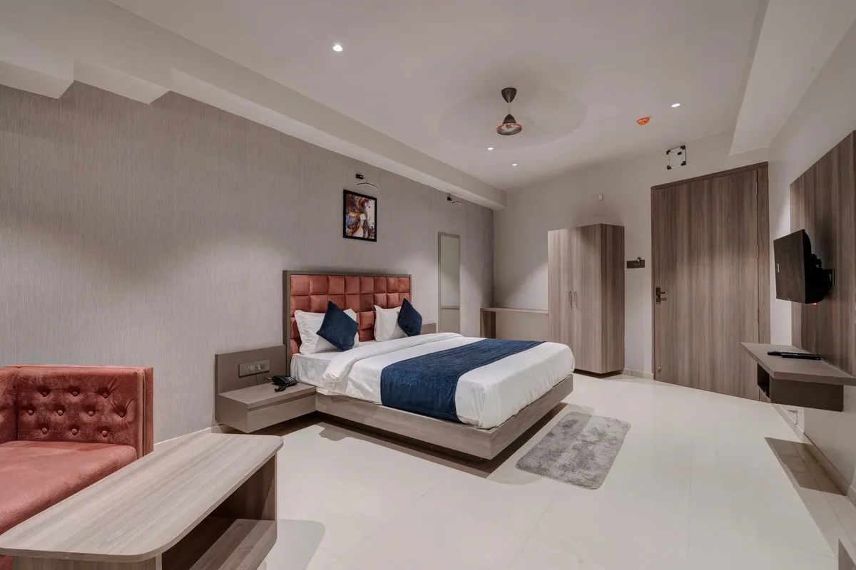 Hotel Sparsh Divine — 2