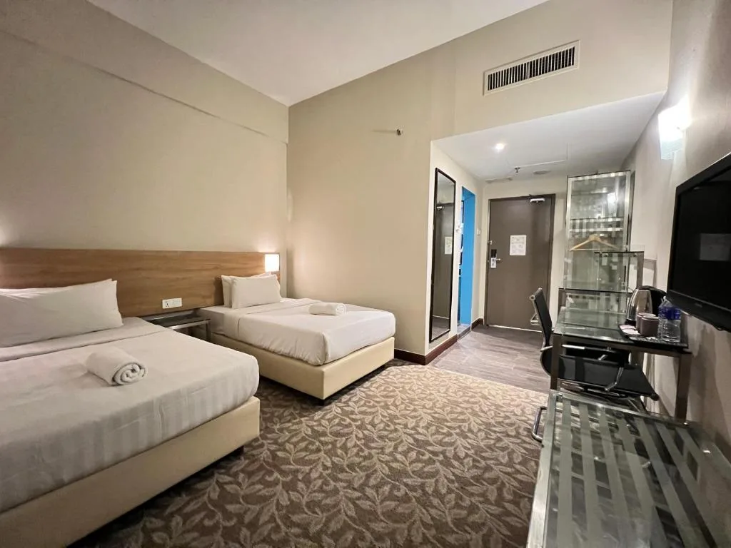 Kingston Hotel 10 By iBilik @ Bukit Jalil