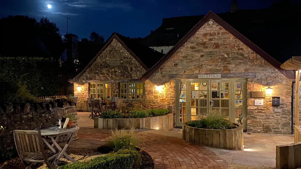 Tudor Farmhouse Hotel — 2
