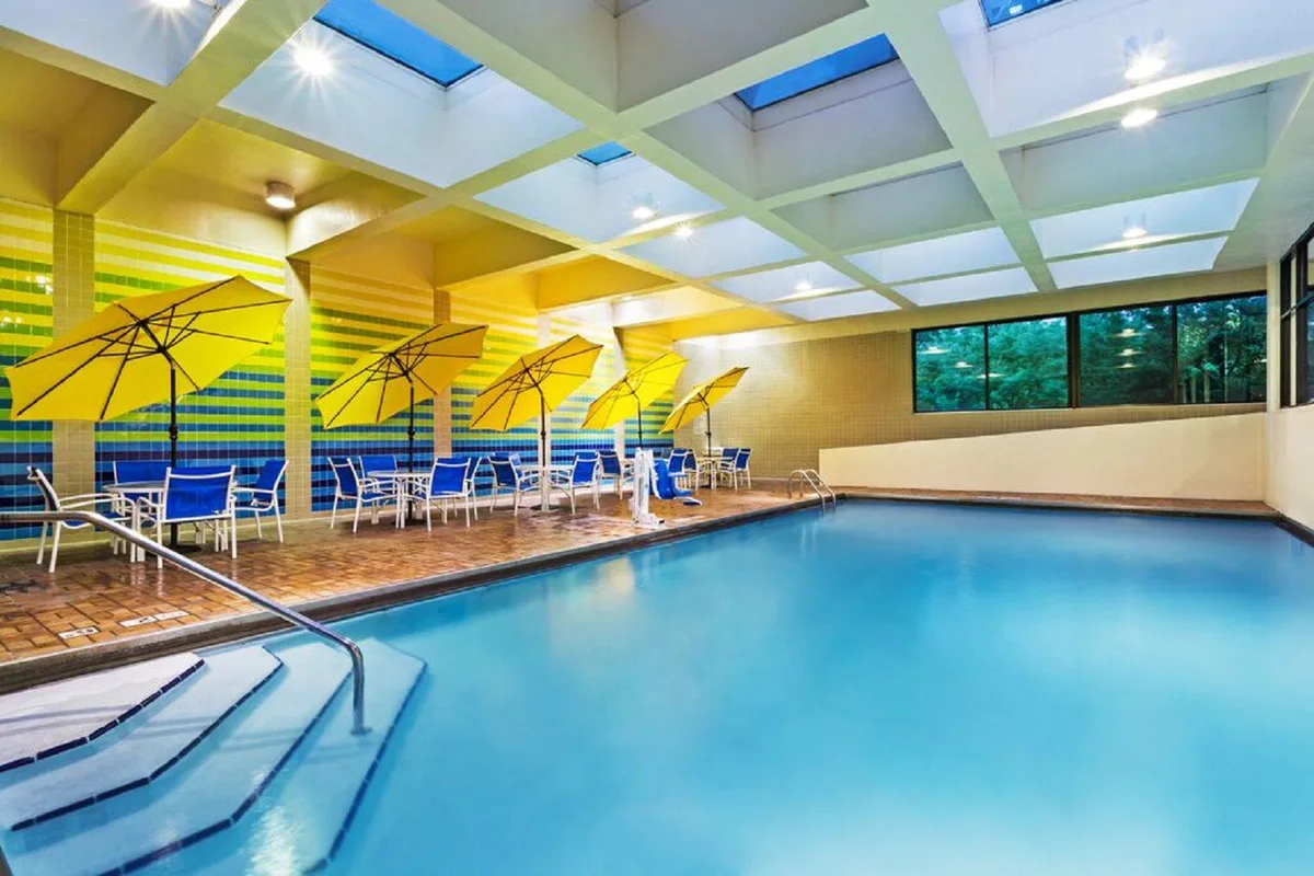Crowne Plaza Knoxville Downtown University by IHG — 3